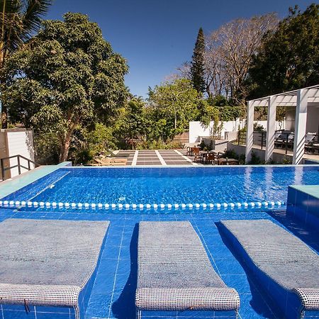 T House Hotel Tagaytay City Екстериор снимка